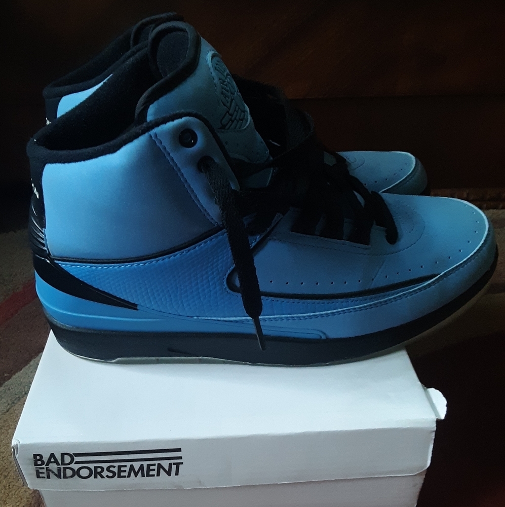 Air Jordan 2 UNC CAROLINA